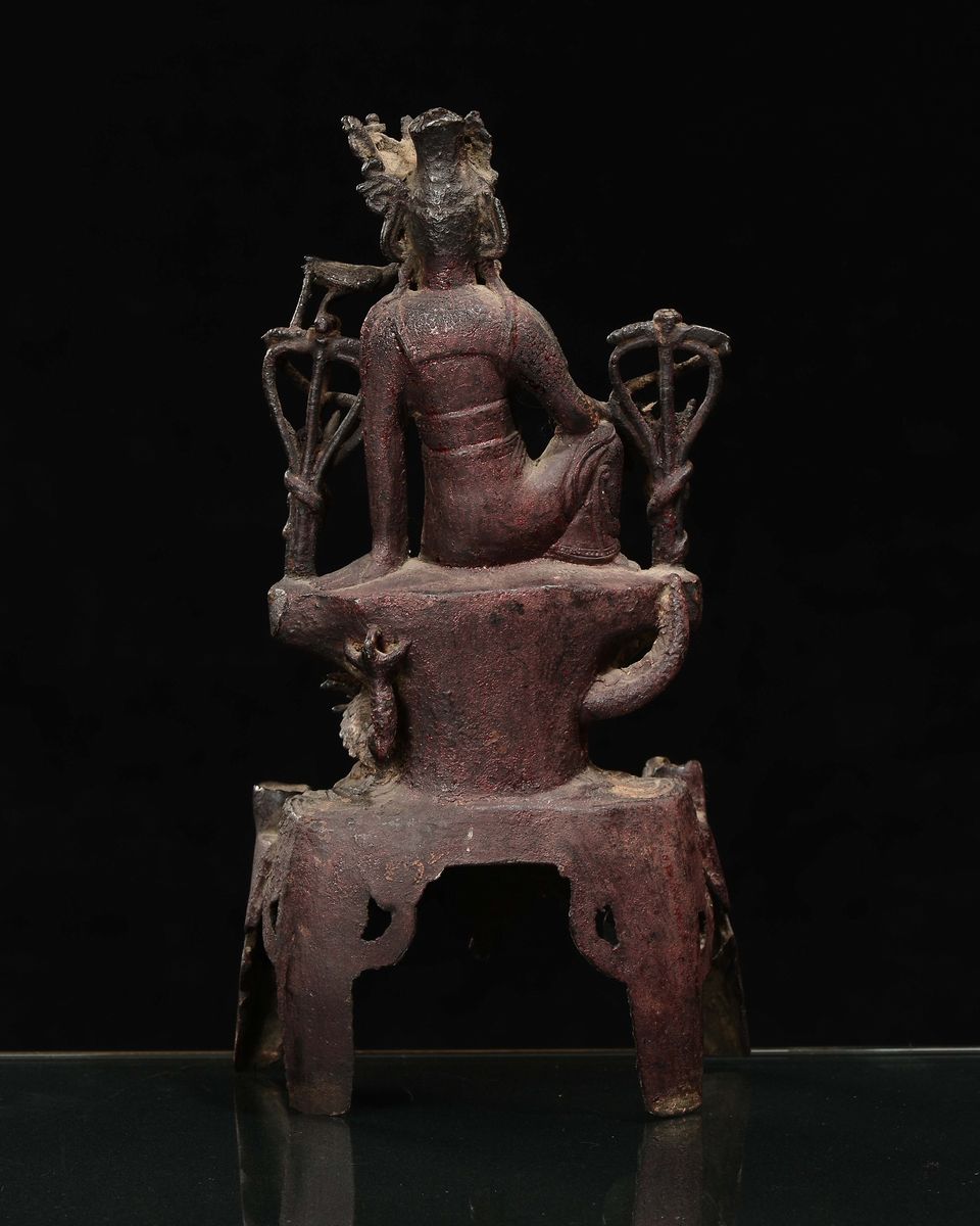 Figura di Guanyin in Bronzo, Cina, Dinastia Wei (386-534)