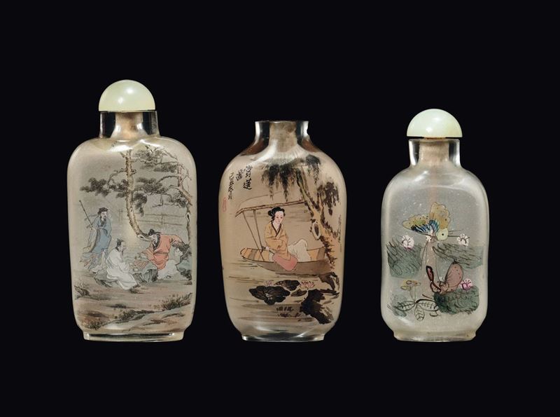 Three painted glass snuff bottle with ordinary life scenes, China, 20th century  - Auction Chinese Works of Art - Cambi Casa d'Aste