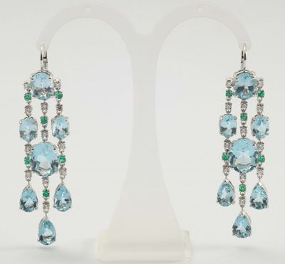 Orecchini Chandelier con Topazi Azzurri, Diamanti e Smeraldi