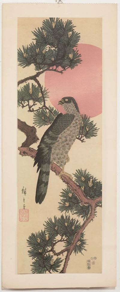 Quattro Scroll Dipinti su Carta Raffiguranti Personaggi e un Falco, Giappone, XIX Secolo