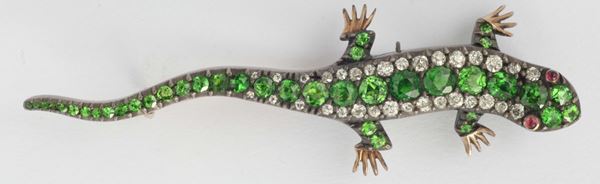 Spilla salamandra con granati demantoidi, diamanti e rubini e diamanti