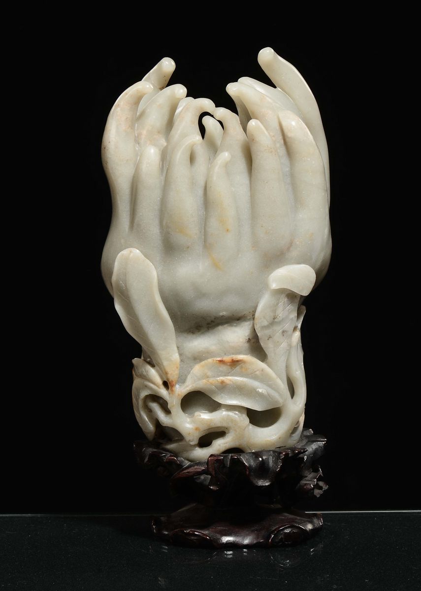 Mano di Buddha in Giada Celadon, Cina, Dinastia Ming, Fine XVII Secolo