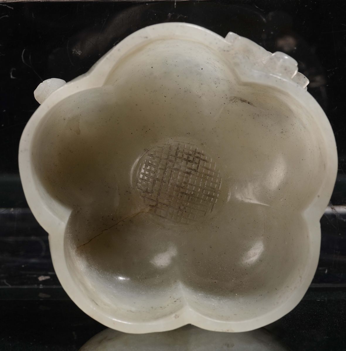 Coppetta da Libagione a Guisa di Fiore in Giada Bianca, Cina, Dinastia Qing, Epoca Qianlong (1736...