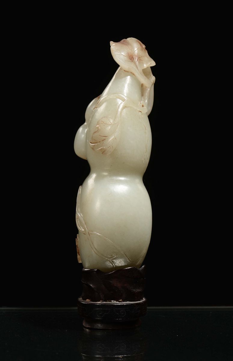 Scultura in Giada Celadon a Forma di Doppia Zucca, Cina, Dinastia Ming, XVII Secolo