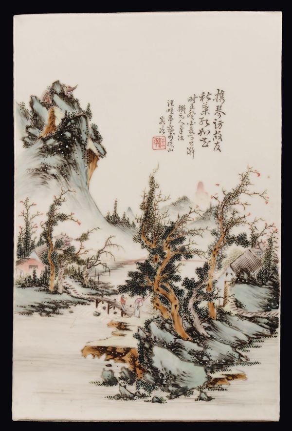 Placca in porcellana a fondo bianco con paesaggio e scritte, Cina, inizio XX secolo