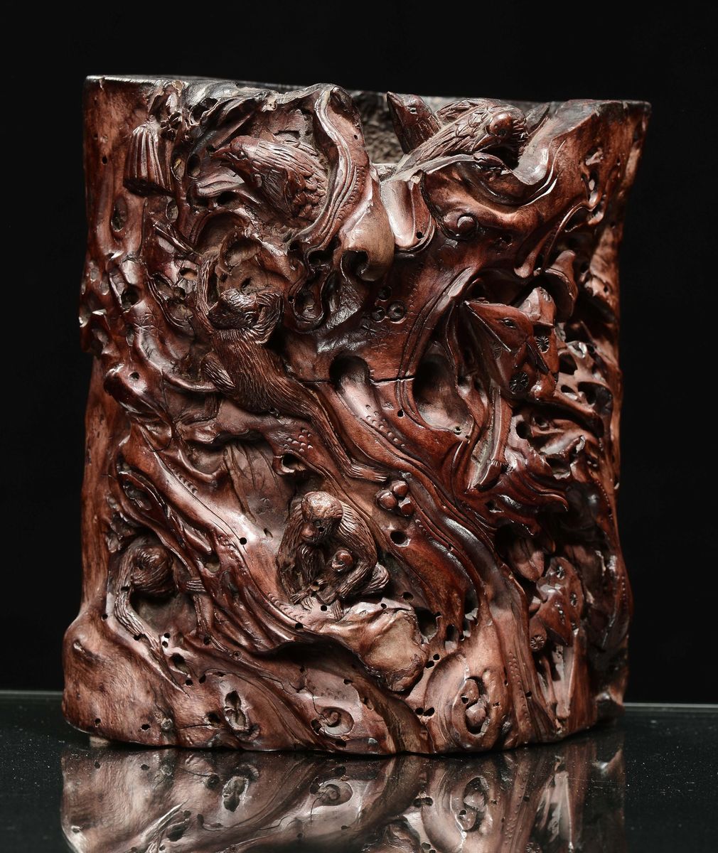 Portapennelli Scolpito in Bamboo, Cina, Dinastia Qing, Epoca Kangxi (1662-1722)