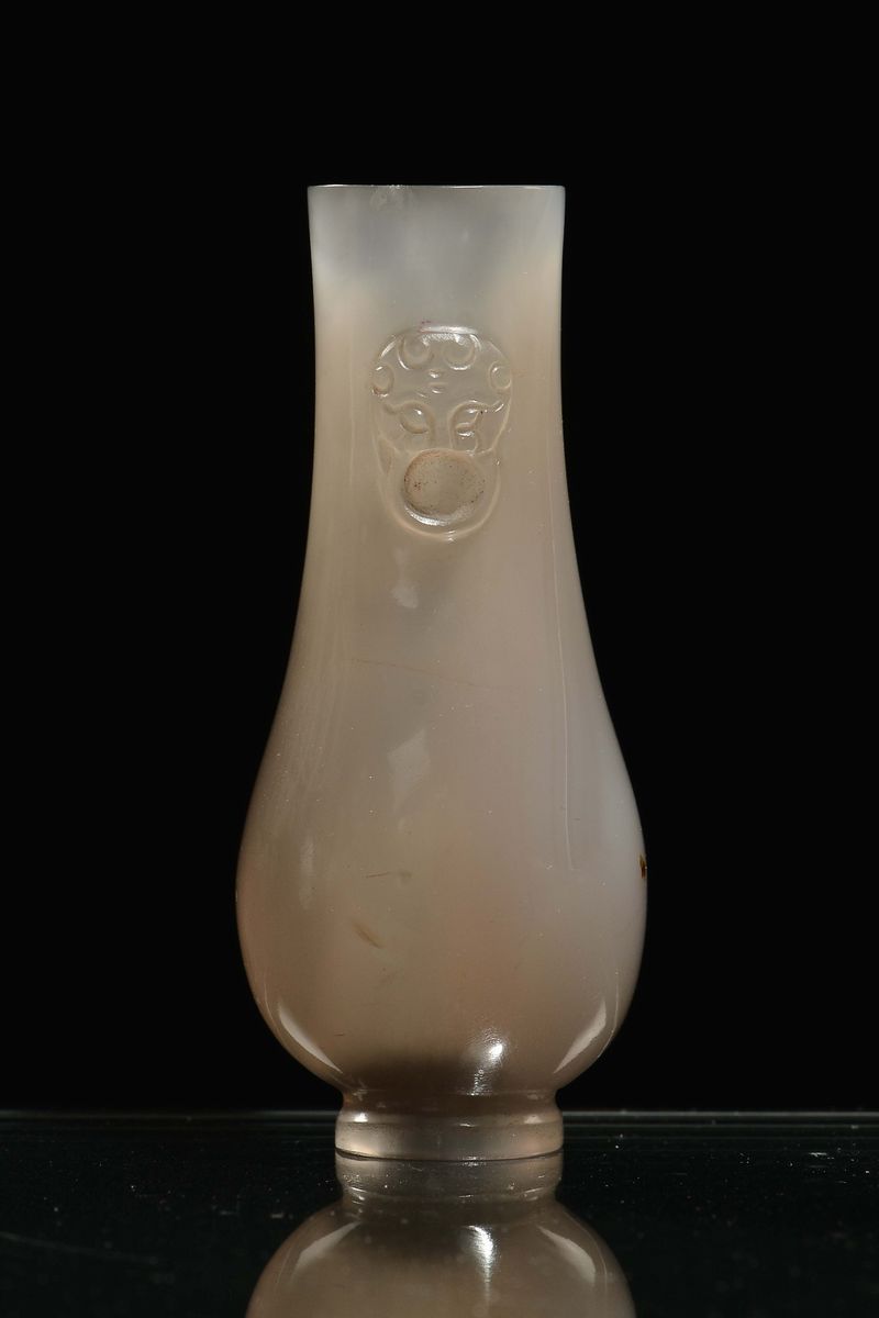 Vasetto in Agata Bianca, Cina, Dinastia Qing, Epoca Qianlong (1736-1796)
