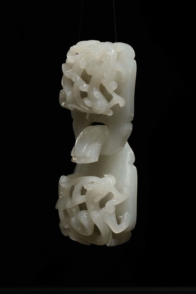 Fibbia in Giada Bianca Scolpita a Doppio Corpo, Cina, Dinastia Qing, Epoca Qianlong (1736-1796)
