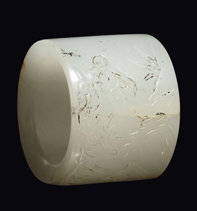 Anello D’arciere in Giada Bianca Scolpita, Cina, Dinastia Qing, Epoca Qianlong (1736-1796)