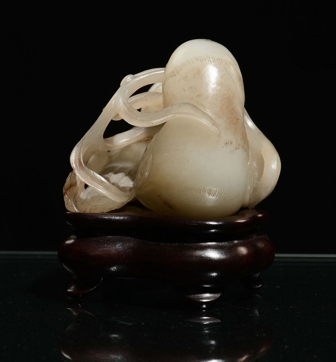Uccellini Finemente Scolpiti in Giada Bianca con Russet, Cina, Dinastia Qing, Epoca Qianlong (173...
