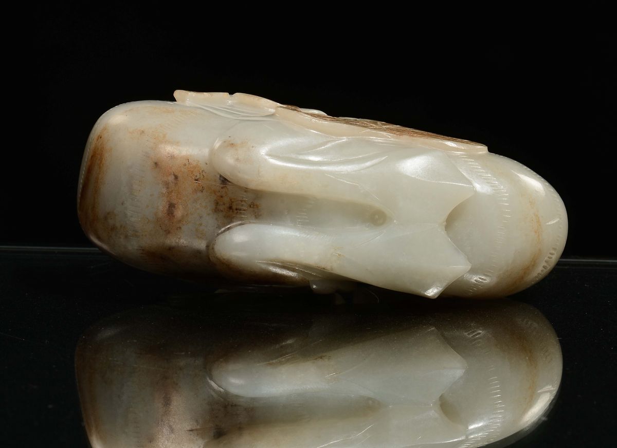Anatra Scolpita in Giada Bianca con Russet, Cina, Dinastia Qing, Epoca Qianlong (1736-1796)
