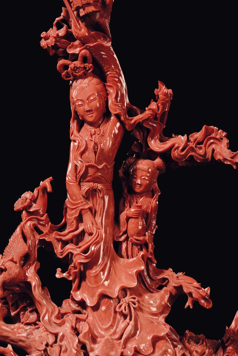 Gruppo in Corallo Raffigurante Guanyin con Bambina, Cina, Dinastia Qing, Fine XIX Secolo
