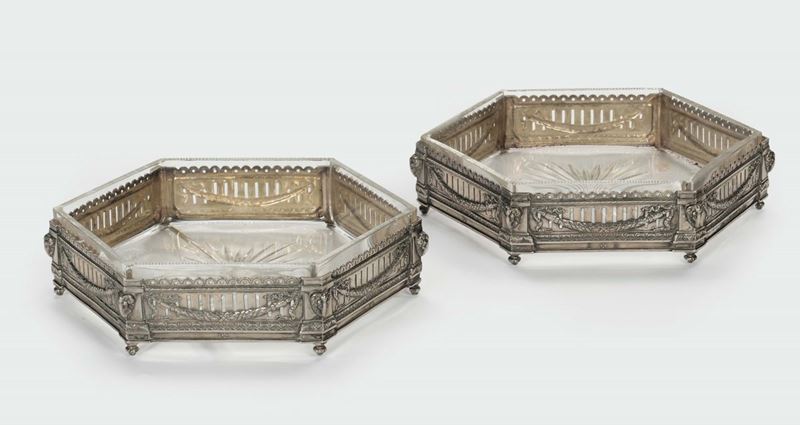 Coppia di ciotole esagonali in argento e vetro, bolli tedeschi di fine XIX secolo  - Asta Argenti e una Collezione di Filigrane - II - Cambi Casa d'Aste