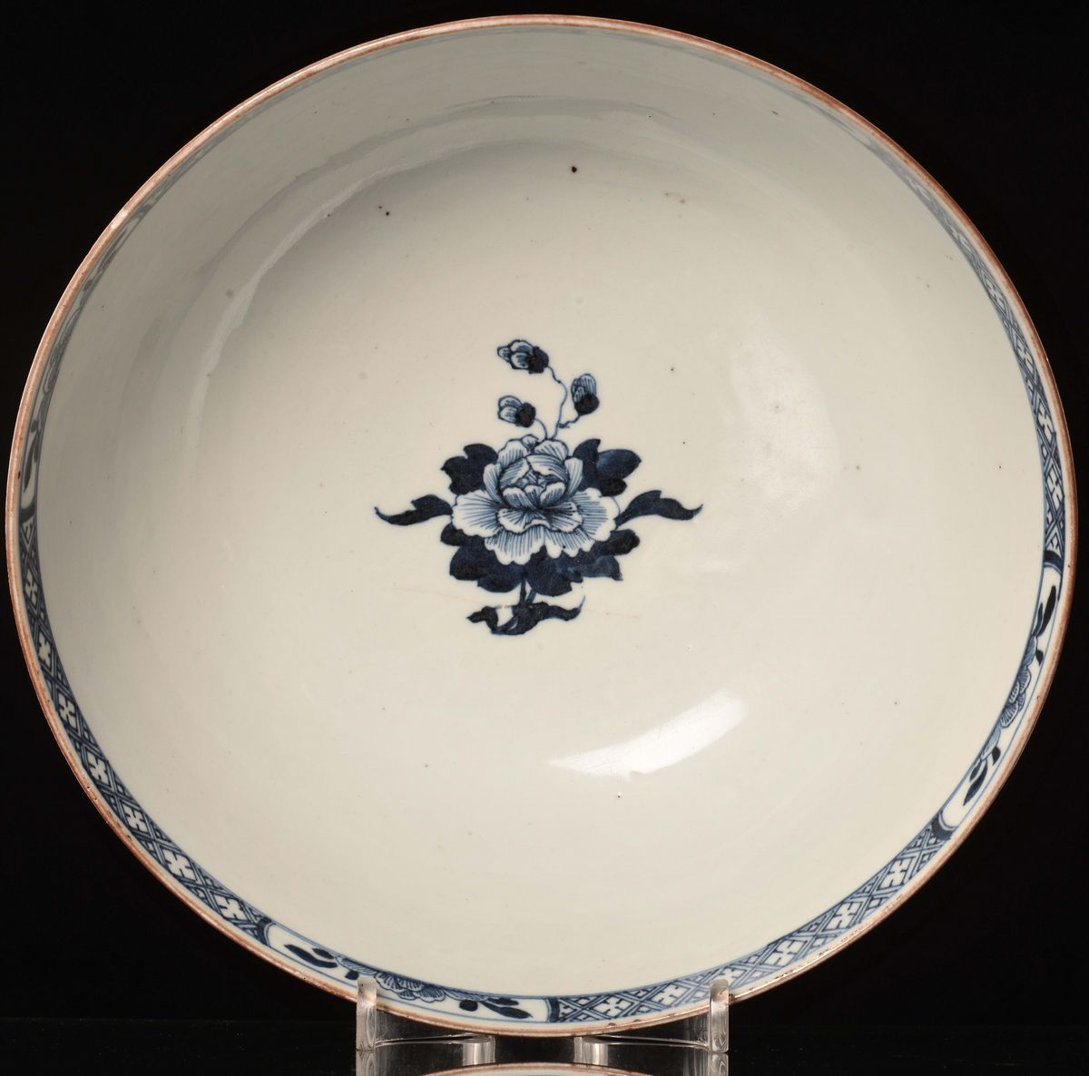 Grande Ciotola in Porcellana Bianca e Blu con Guanyin e Fanciulli, Cina, Dinastia Qing, Epoca Qia...