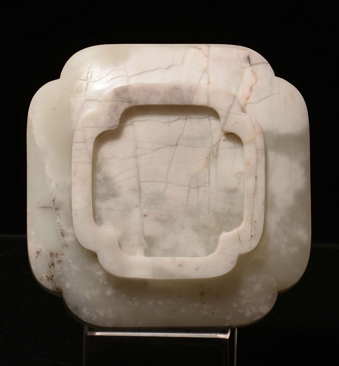 Scatolina in Giada Celadon Incisa con Raffigurazione di Paesaggio, Cina, Dinastia Qing, XIX Secol...
