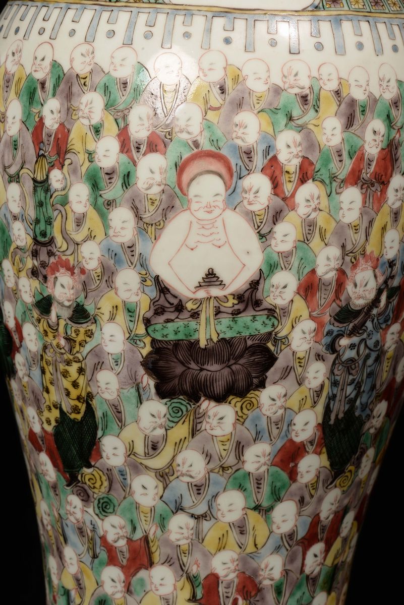 Vaso in Porcellana Famiglia Verde con Raffigurazione di Monaci, Cina, Dinastia Qing, XIX Secolo