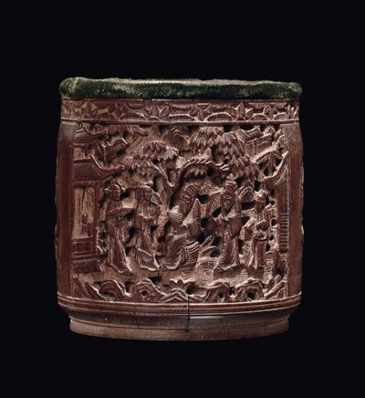 Portapennelli in Bamboo con Incisi Personaggi ed Animali, Cina, Dinastia Qing, XIX Secolo