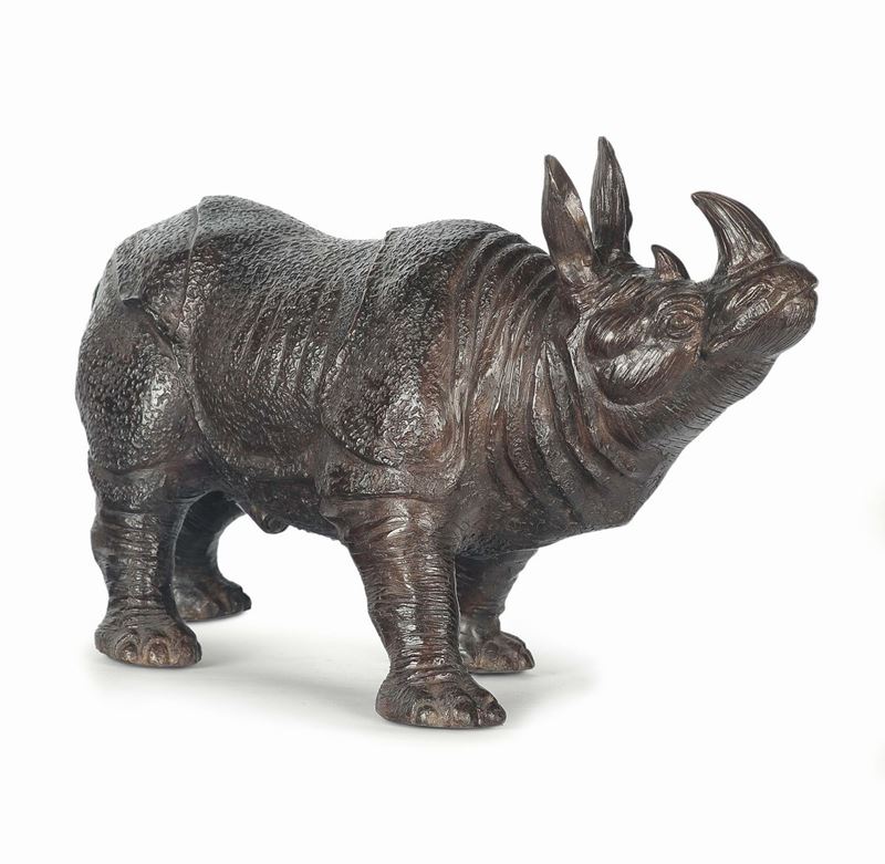 Scultura raffigurante rinoceronte in bronzo brunito, XIX secolo  - Asta Antiquariato, Affidamenti da raffinate dimore private - Cambi Casa d'Aste