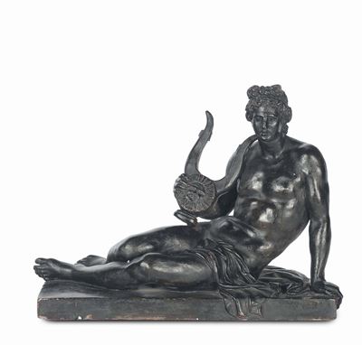 Scultura in Terracotta Patinata Raffigurante Apollo Citaredo, Plasticatore Italiano Attivo tra il...