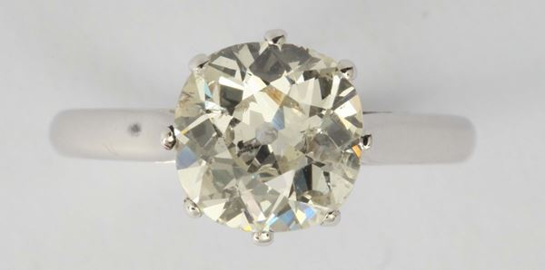 Anello con diamante taglio cuscino vecchio di ct 1,78, colore  L, purezza P1