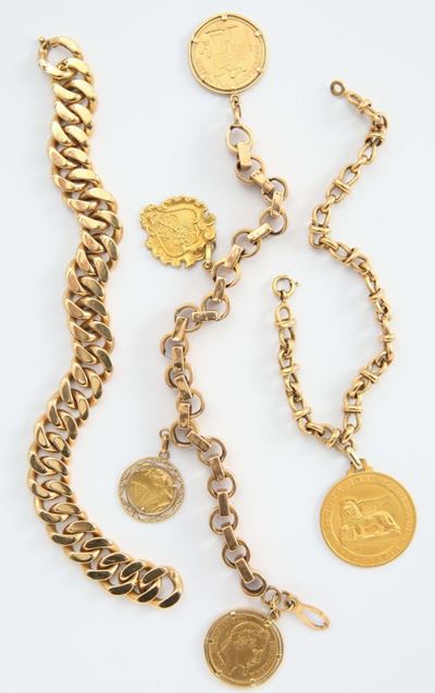 Lotto Composto da Tre Bracciali