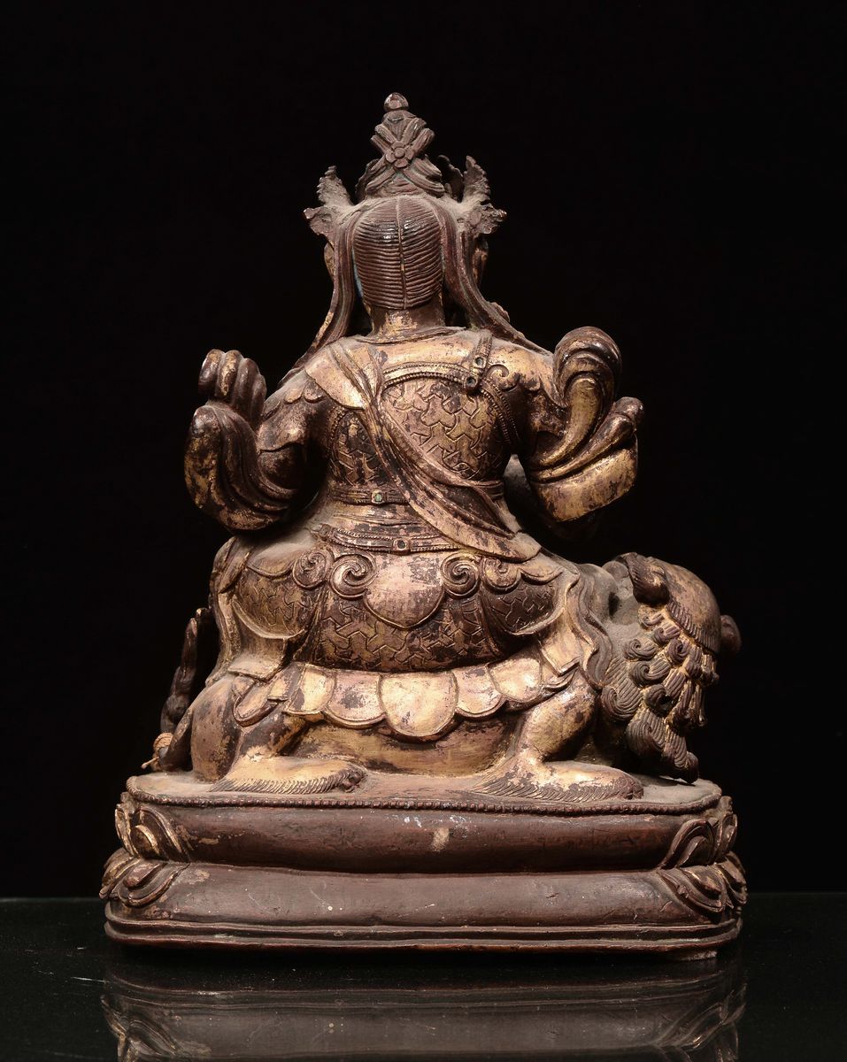 Bella Scultura in Bronzo Dorato Raffigurante Vaisravana su Cane di Pho, Tibet, XVI Secolo
