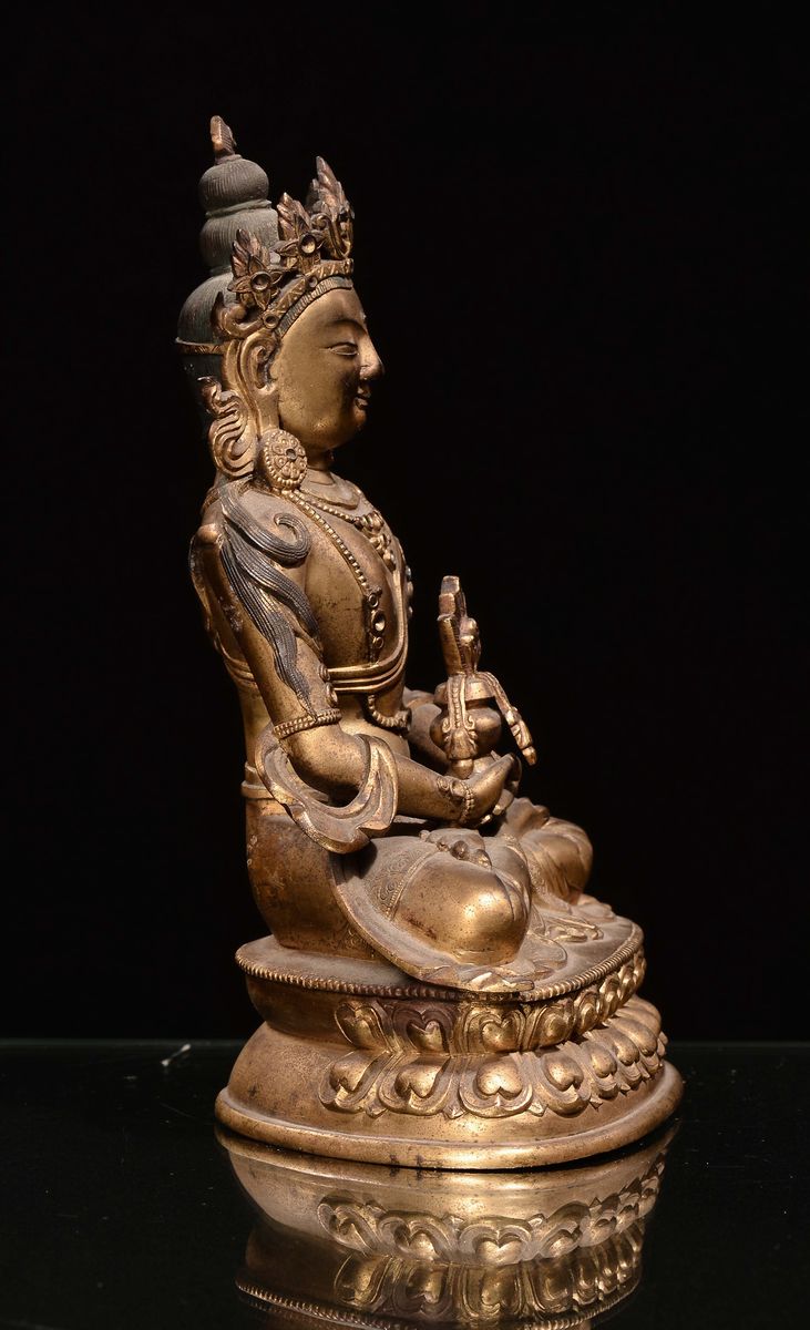 Figura di Amitaya in Bronzo Dorato, Cina, Dinastia Qing, Epoca, Qianlong (1736-1796)