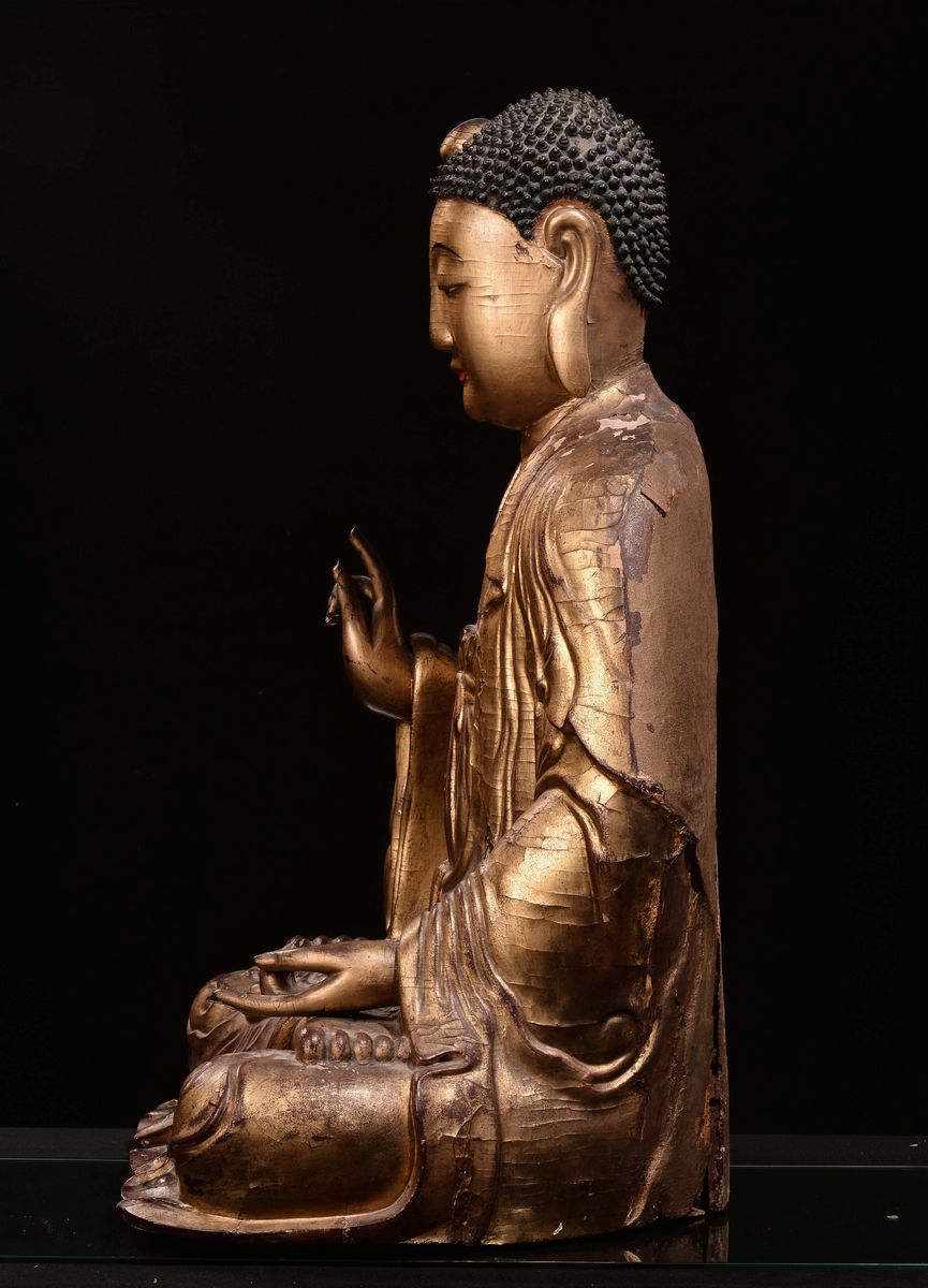 Importante Figura di Buddha in Legno Dorato, Cina,dinastia Yuan (1279-1368)