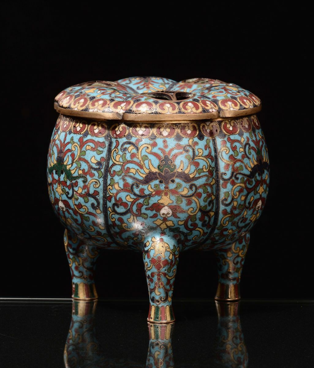Incensiere Tripode in Cloisonnè con Coperchio, Cina, Dinastia Qing, XIX Secolo