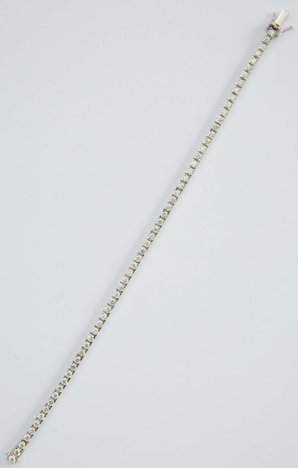 A diamond line bracelet. Total diamond weight 3,30 carats