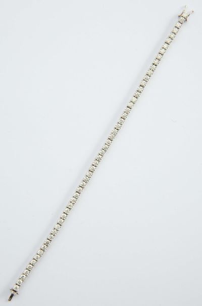 Braccialetto Tipo Tennis con 58 Diamanti per Ct 6,20 Circa