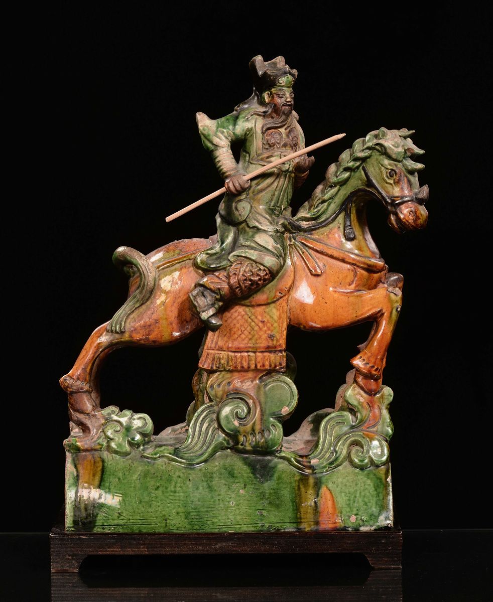 Terracotta Smaltata Sancai Raffigurante Guerriero a Cavallo, Cina, Dinastia Ming, Seconda Metà de...