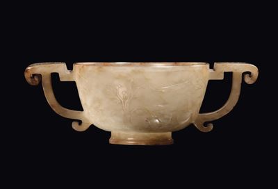 Coppetta Cerimoniale in Giada Bianca e Russet con Manici, Cina, Dinastia Qing, Epoca Qianlong (17...