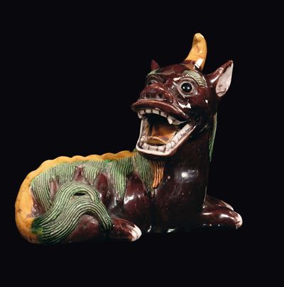 Figura di Cane di Pho in Grès Dipinto, Cina, Dinastia Qing, XIX Secolo