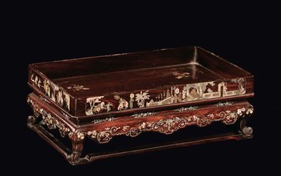 Vassoio in Legno con Intarsi in Madreperla, Canton,cina, Dinastia Qing, XIX Secolo