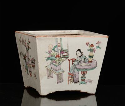 Giardiniere in Porcellana Famiglia Rosa a Sezione Quadrata, Cina, Dinastia Qing, XIX Secolo