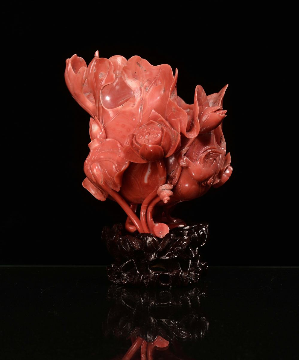 Bocciolo con Uccelli in Corallo, Cina, Dinastia Qing, Fine XIX Secolo