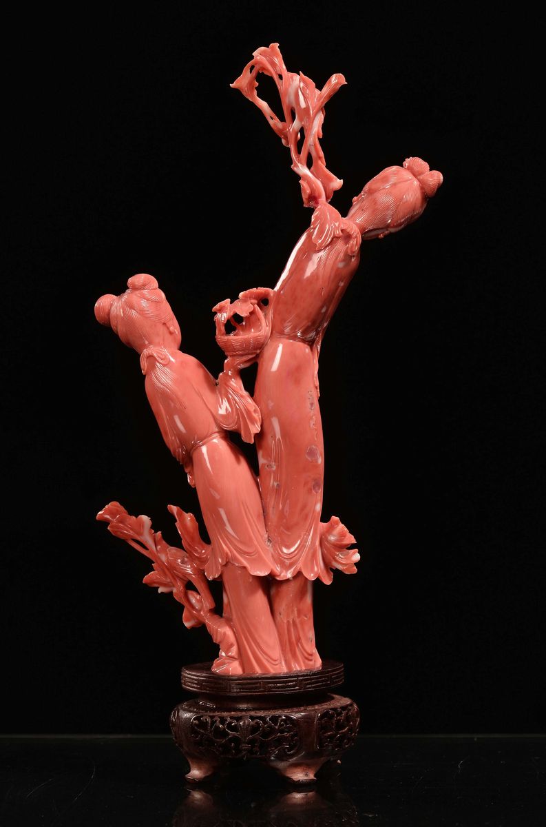 Gruppo Composto da Due Guanyin con Cestino e Uccellino, Cina, Dinastia Qing, Inizio XX Secolo