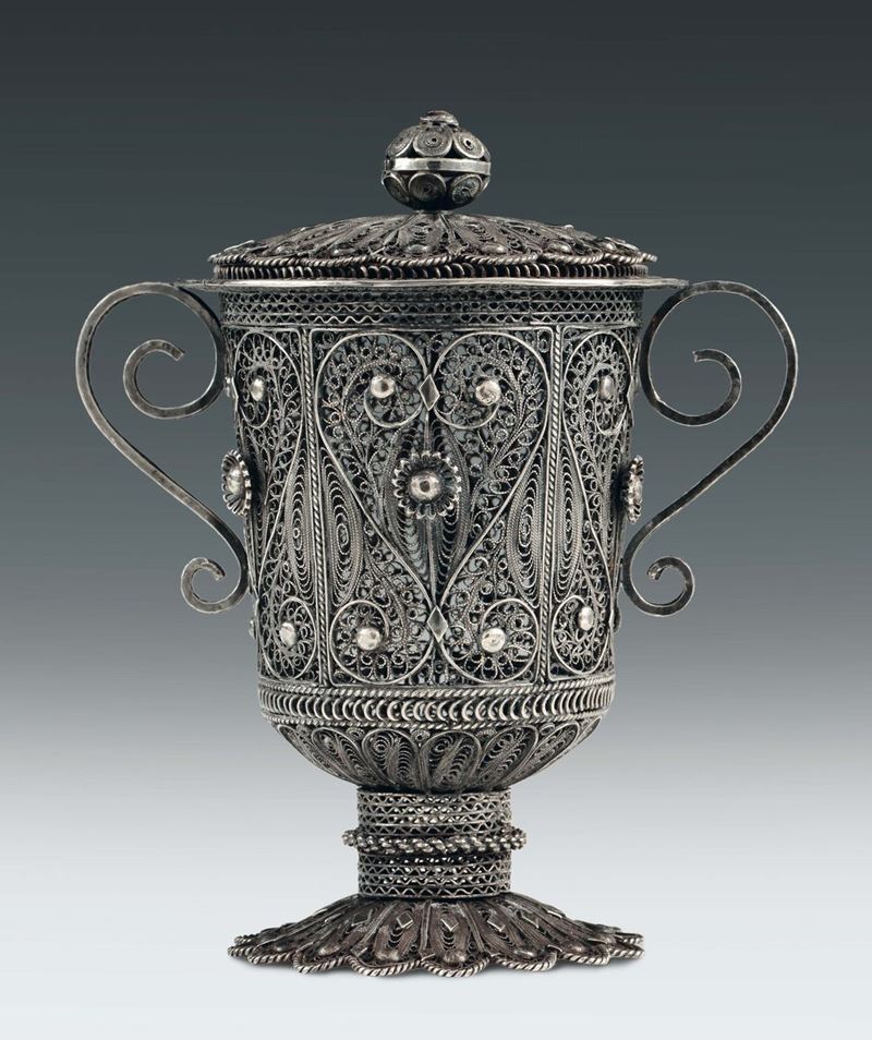 Vaso biansato in filigrana d'argento, Sud America XIX secolo  - Asta Argenti e una Collezione di Filigrane - II - Cambi Casa d'Aste