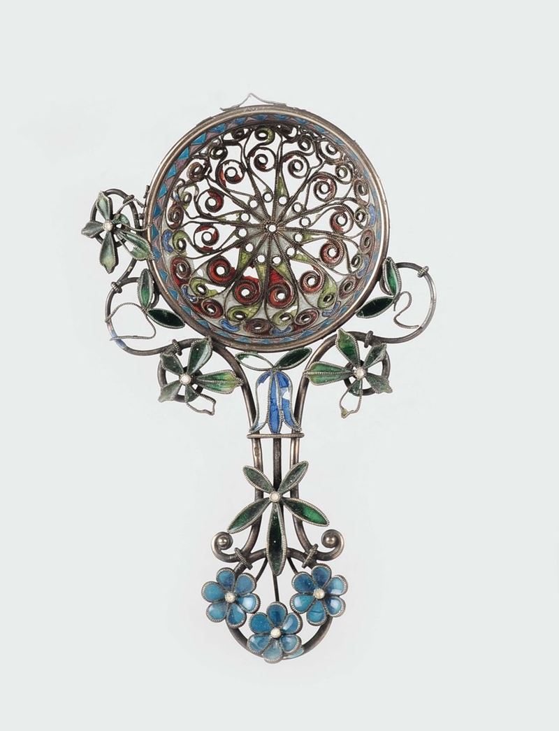 A silver filigree and polychrome enamels strainer, Sweden 19th century  - Auction Silver an a Filigrana Collection - II - Cambi Casa d'Aste