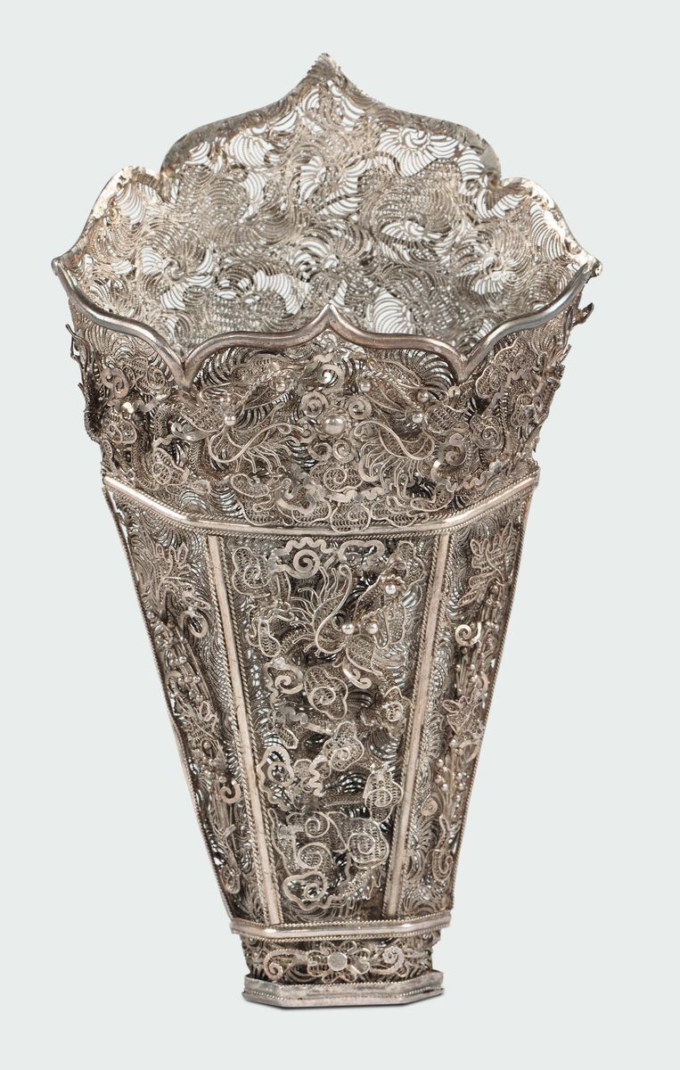 A silver filigree betel-holder basket, China, 19th century  - Auction Fine Chinese Works of Art - II - Cambi Casa d'Aste