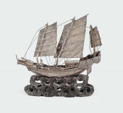 Modellino di Nave da Guerra a Vela in Filigrana D'argento, Cina XIX Secolo