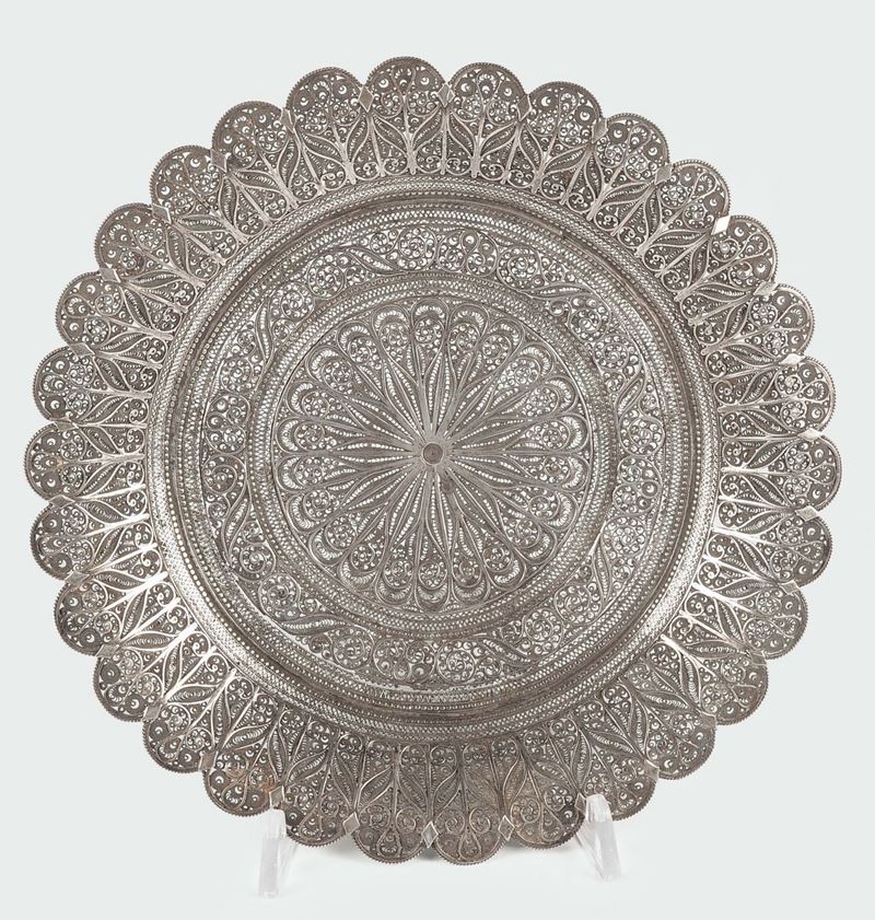 A filigree dish, the Middle East (Persia) 19th century  - Auction Silver an a Filigrana Collection - II - Cambi Casa d'Aste