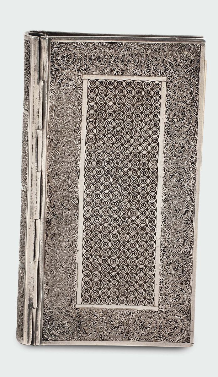 A silver filigree carnet case, the Middle East (Persia) 19th century  - Auction Silver an a Filigrana Collection - II - Cambi Casa d'Aste