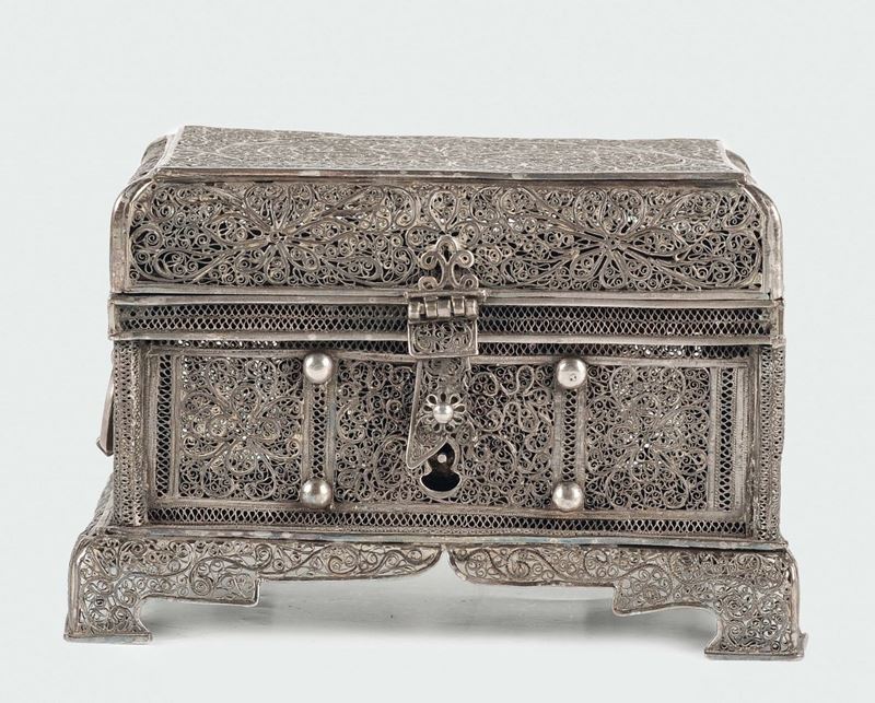 A silver filigree casket, Genoa 19th century  - Auction Silver an a Filigrana Collection - II - Cambi Casa d'Aste