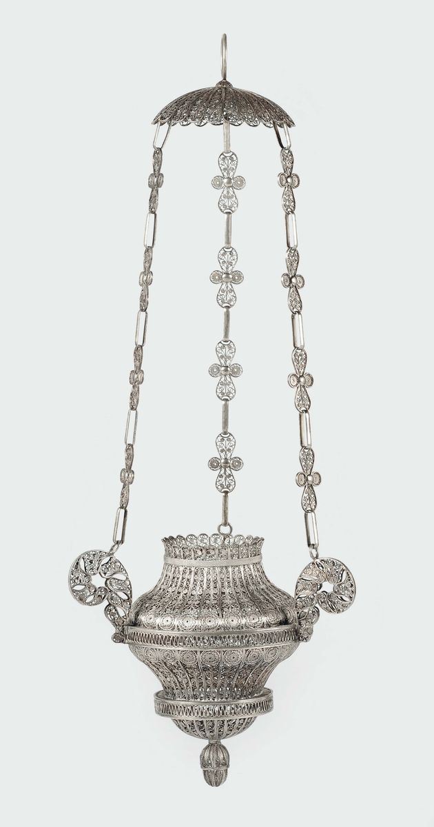 A model of silver filigree hanging votive lamp, Genoa 18th century  - Auction Silver an a Filigrana Collection - II - Cambi Casa d'Aste