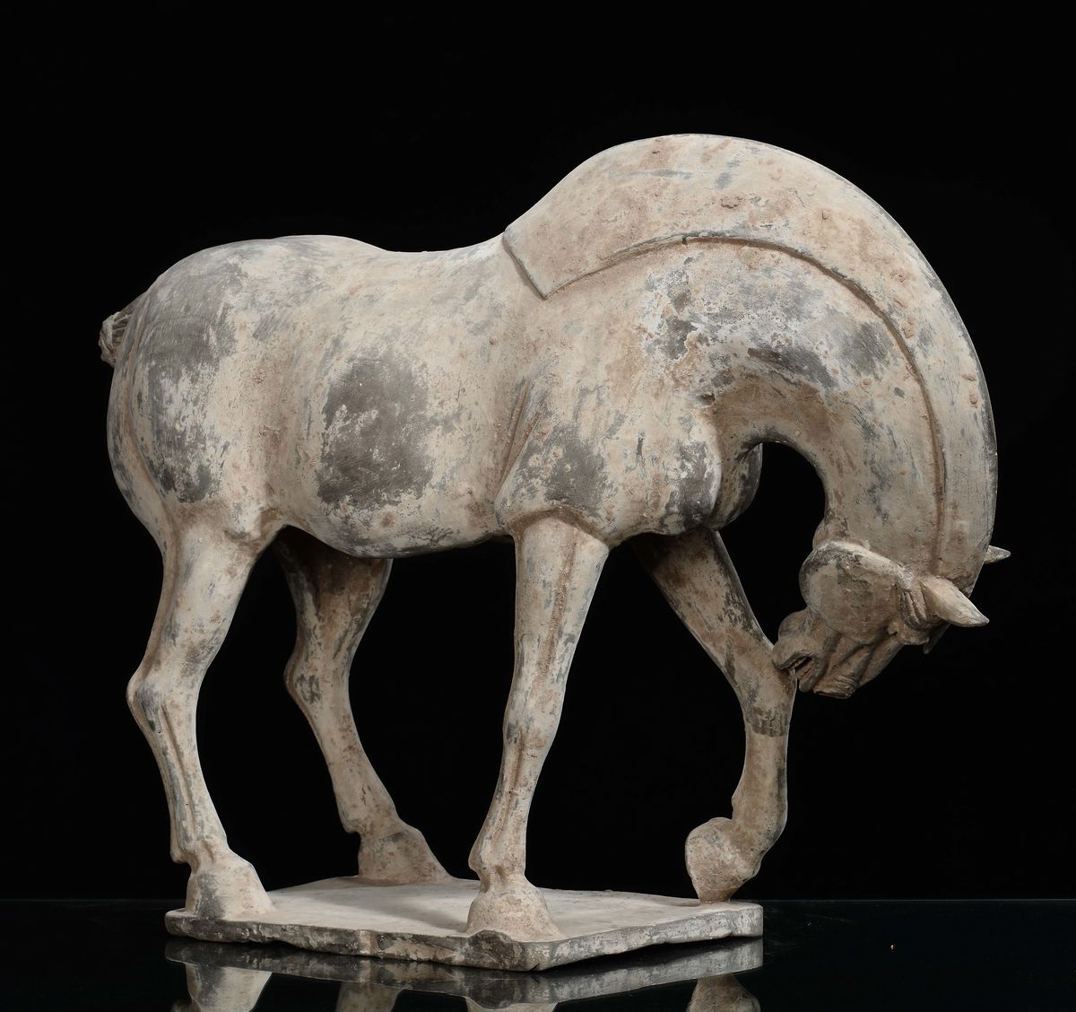 Cavallo in Terracotta Dipinta, Cina, Dinastia Tang (618-906)