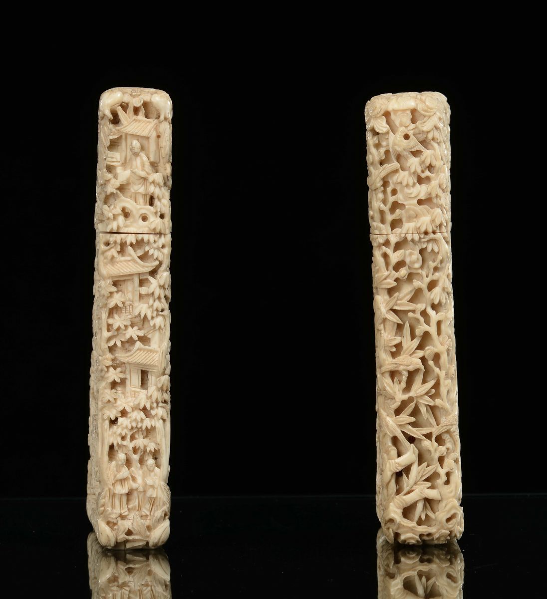 Coppia di Portabiglietti in Avorio Finemente Incisi, Canton, Cina, Dinastia Qing, Fine XIX Secolo
