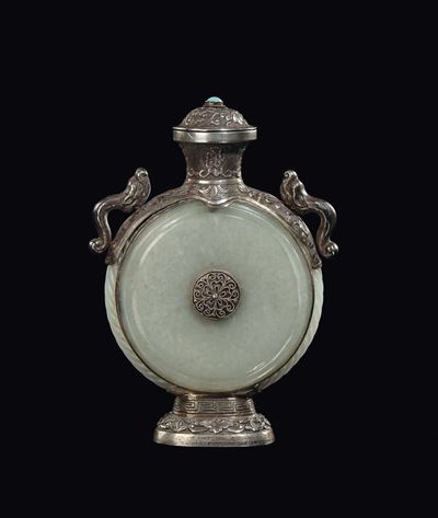Snuff Bottle in Argento e Giada, Cina, Dinastia Qing, Fine XVIII Secolo