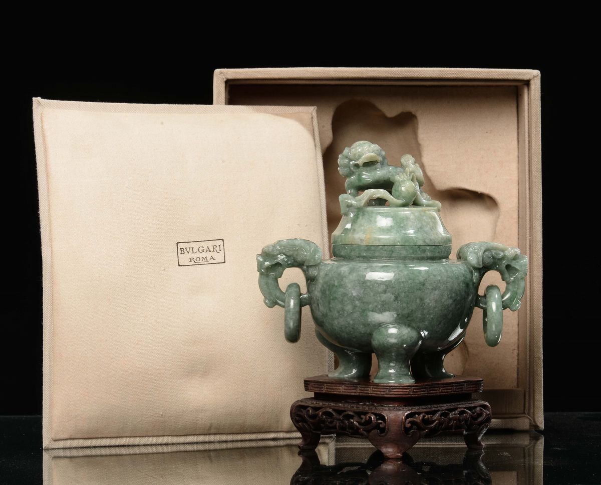 Incensiere in Giadeite Verde Smeraldo con Coperchio, Cina, Dinastia Qing, Fine XIX Secolo